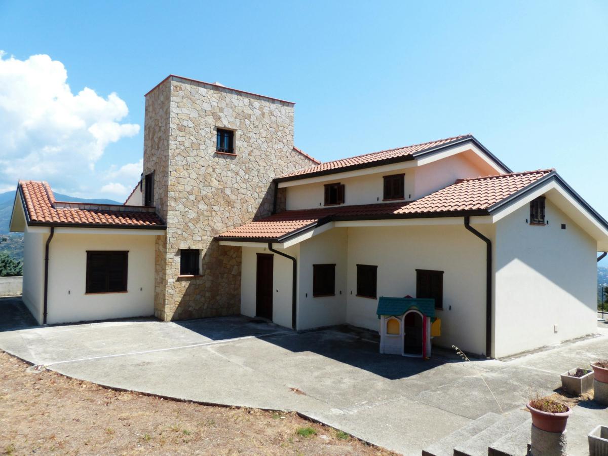Metodos de construccion modular en Santiago del Teide rapidez e innovacion