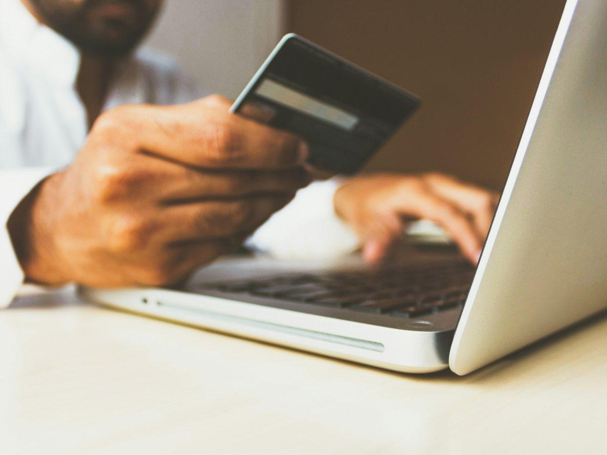 Perché aprire un conto bancario aziendale online è una mossa intelligente